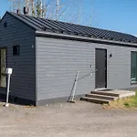 Oma Rauha 30 Minuuttia Lentokentaeltae! Vakantiehuis *