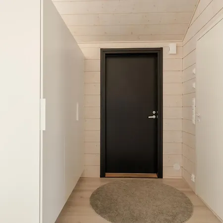 Oma Rauha 30 Minuuttia Lentokentaeltae! *